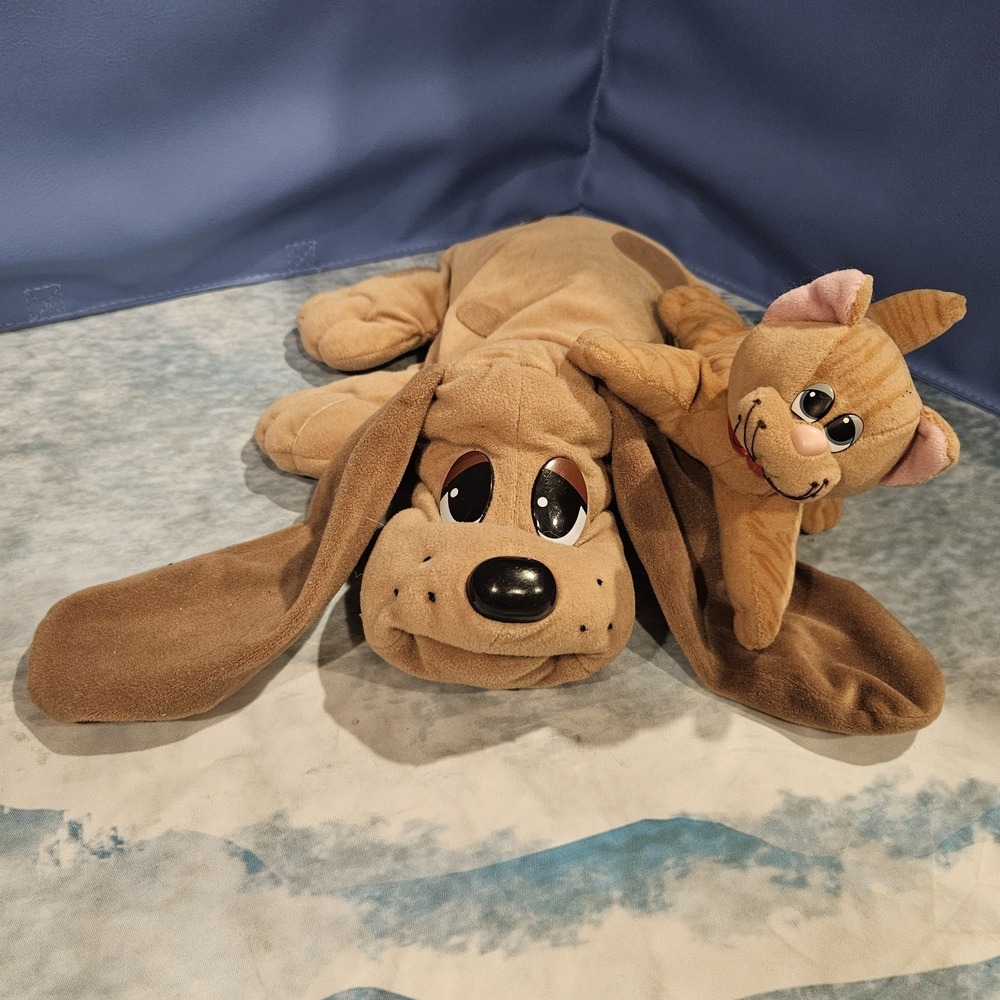 Vintage 1997 Pound Puppies Plush Dog & Tonka Kitten‎ Plush Bundle